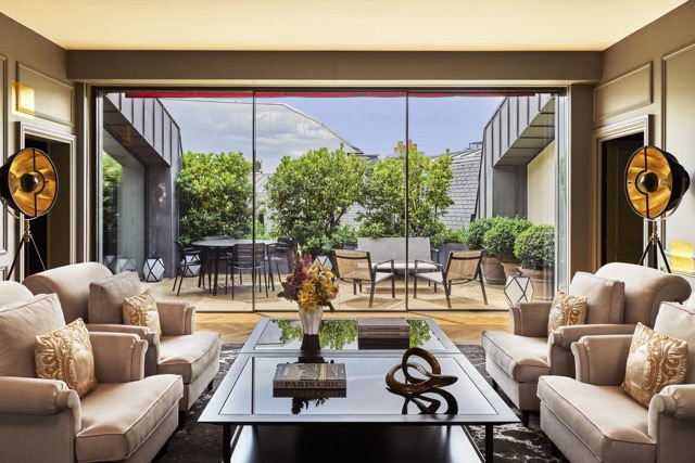 Chambres et Suites de l’hôtel Barrière Fouquet’s : Le Summum du Raffinement